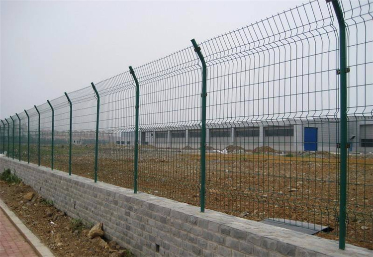 生活中常見(jiàn)護(hù)欄網(wǎng)用在什么地方