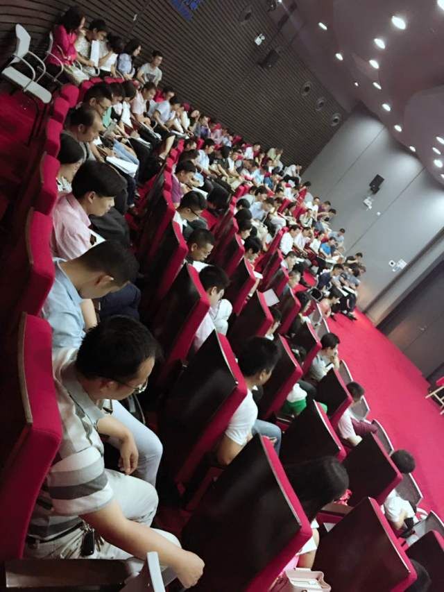 太陽能智慧路燈，太陽能路燈廠家，太陽能路燈價格