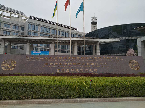 太陽(yáng)能路燈價(jià)格，太陽(yáng)能路燈價(jià)格，太陽(yáng)能路燈價(jià)格