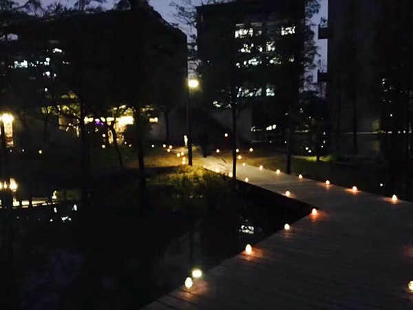 太陽(yáng)能路燈，太陽(yáng)能路燈廠家，太陽(yáng)能路燈價(jià)格