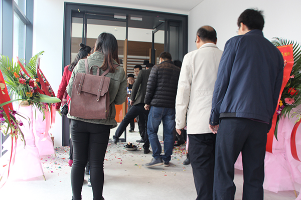 源碼太陽(yáng)能路燈，太陽(yáng)能路燈廠家，太陽(yáng)能路燈價(jià)格