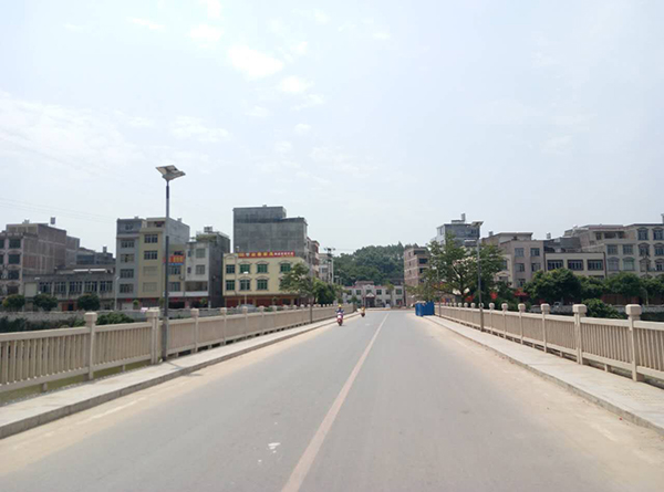 源碼太陽(yáng)能智慧路燈，太陽(yáng)能路燈廠家，太陽(yáng)能路燈價(jià)格