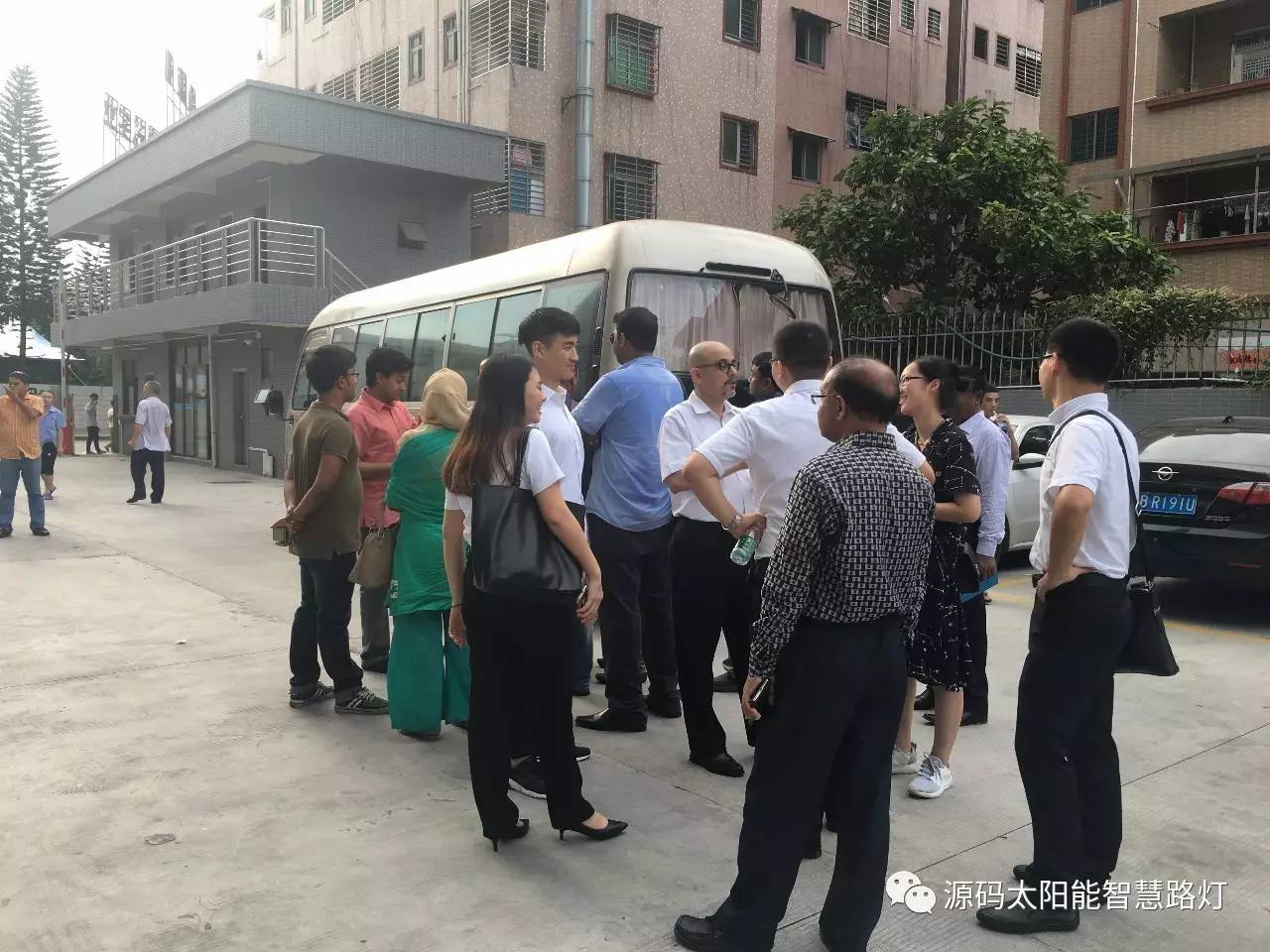 太陽(yáng)能，太陽(yáng)能路燈，路燈，太陽(yáng)臺(tái)路燈廠家