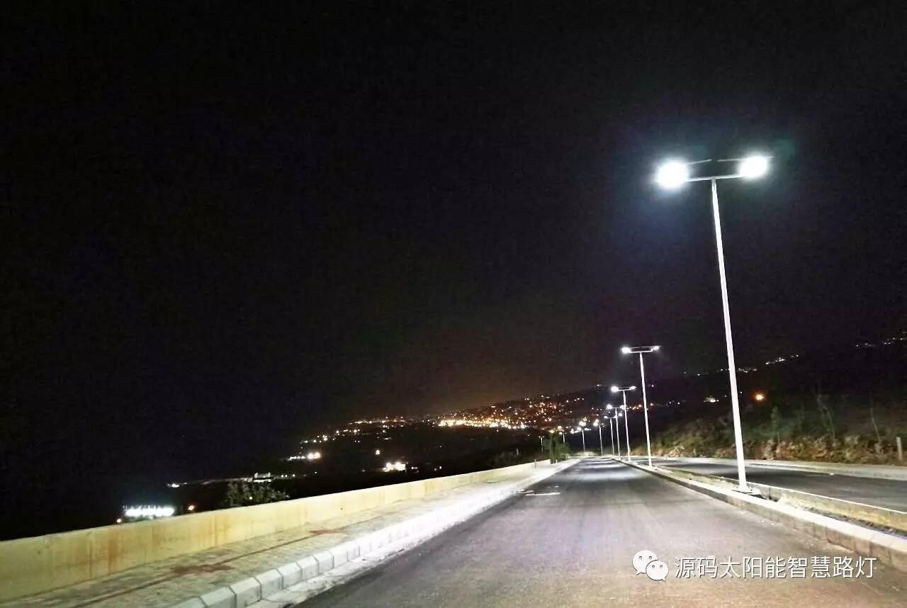 太陽能路燈，太陽能平板燈，光伏產(chǎn)業(yè)，綠色節(jié)能，太陽能路燈廠家