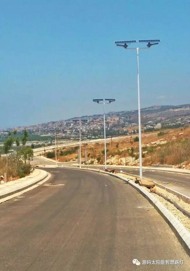 太陽能路燈，太陽能平板燈，光伏產(chǎn)業(yè)，綠色節(jié)能，太陽能路燈廠家
