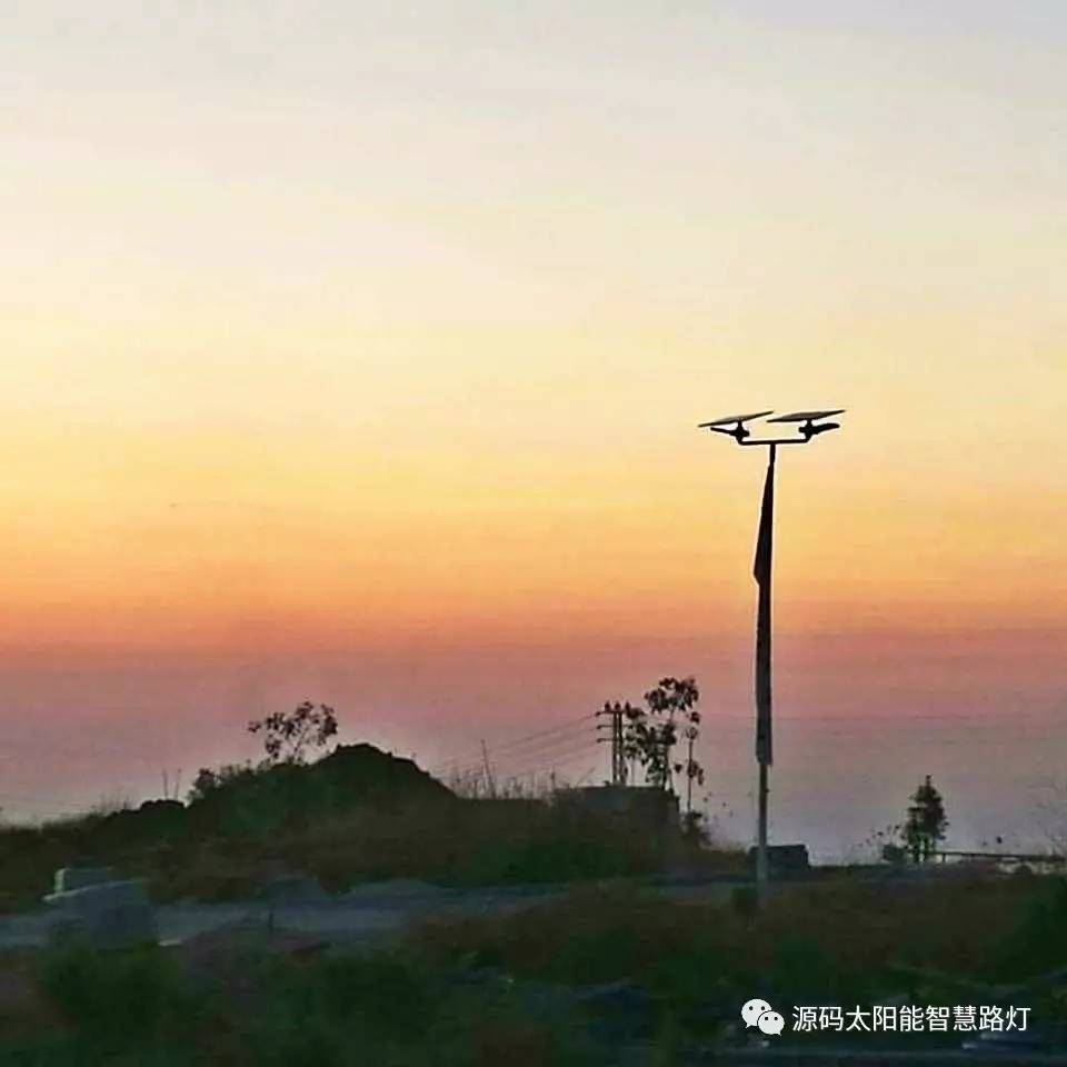 太陽能路燈，太陽能平板燈，光伏產(chǎn)業(yè)，綠色節(jié)能，太陽能路燈廠家