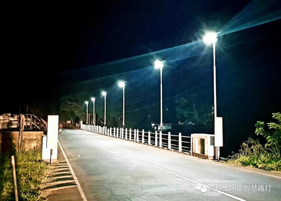 總統(tǒng)、發(fā)展局主席齊齊發(fā)聲，源碼火遍這個(gè)國(guó)家