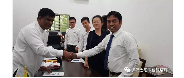 總統(tǒng)、發(fā)展局主席齊齊發(fā)聲，源碼火遍這個(gè)國(guó)家！