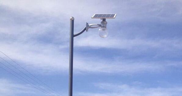 太陽能路燈防塵功能怎么樣設(shè)計。