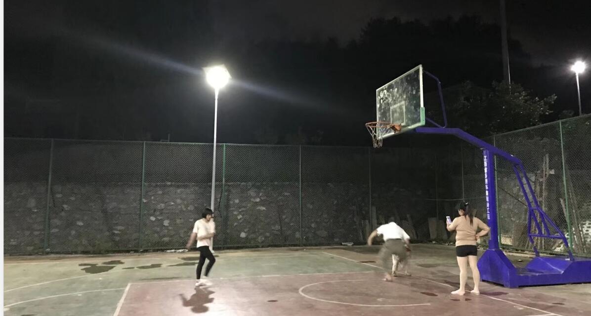 太陽能路燈設(shè)定工作時間的方法