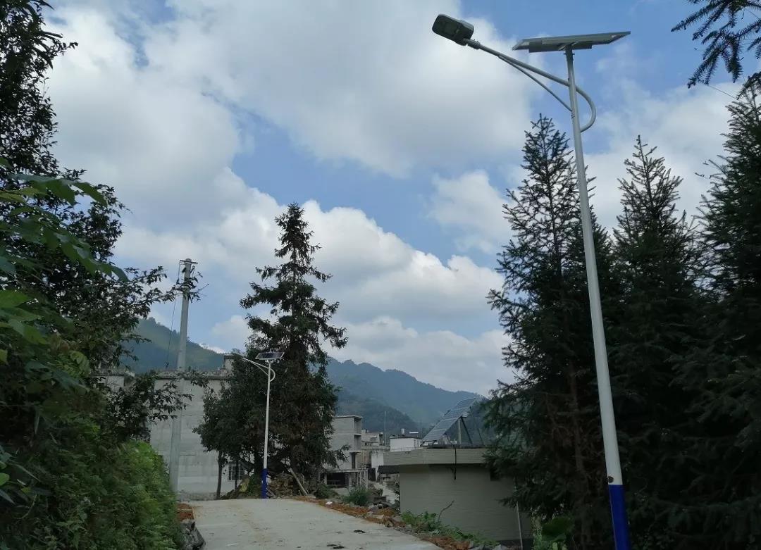 追憶扶貧戰(zhàn)士黃文秀，源碼讓“光明“繼續(xù)溫暖她曾工作的地方