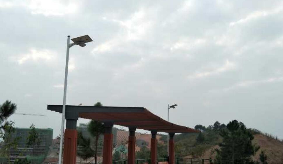 太陽(yáng)能路燈安裝成本怎么樣降低