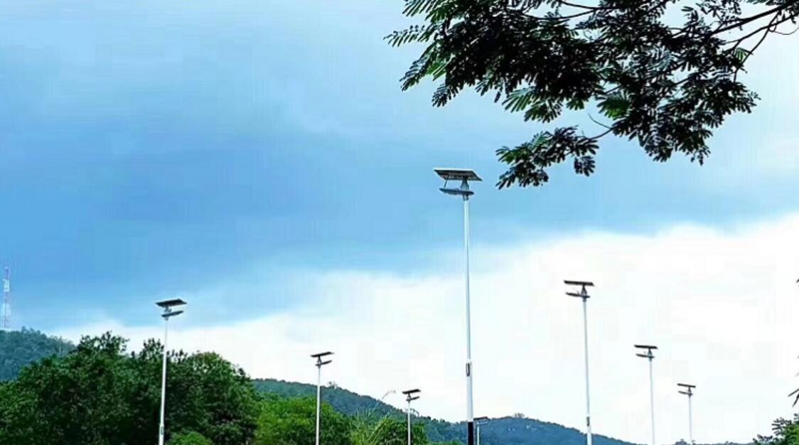 路燈桿為什么要鍍鋅金屬表面？