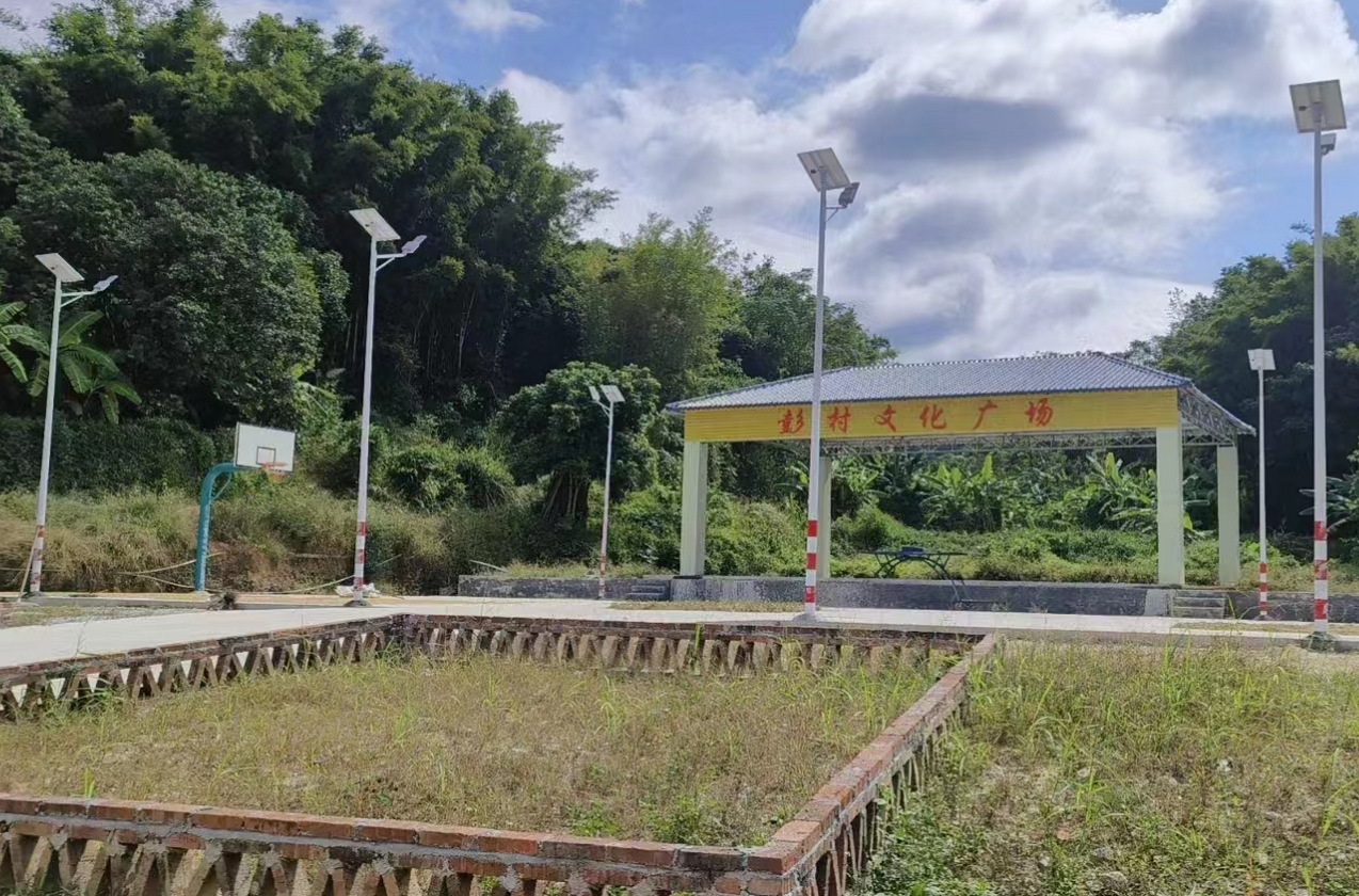 源碼：太陽能路燈閃爍怎么辦？